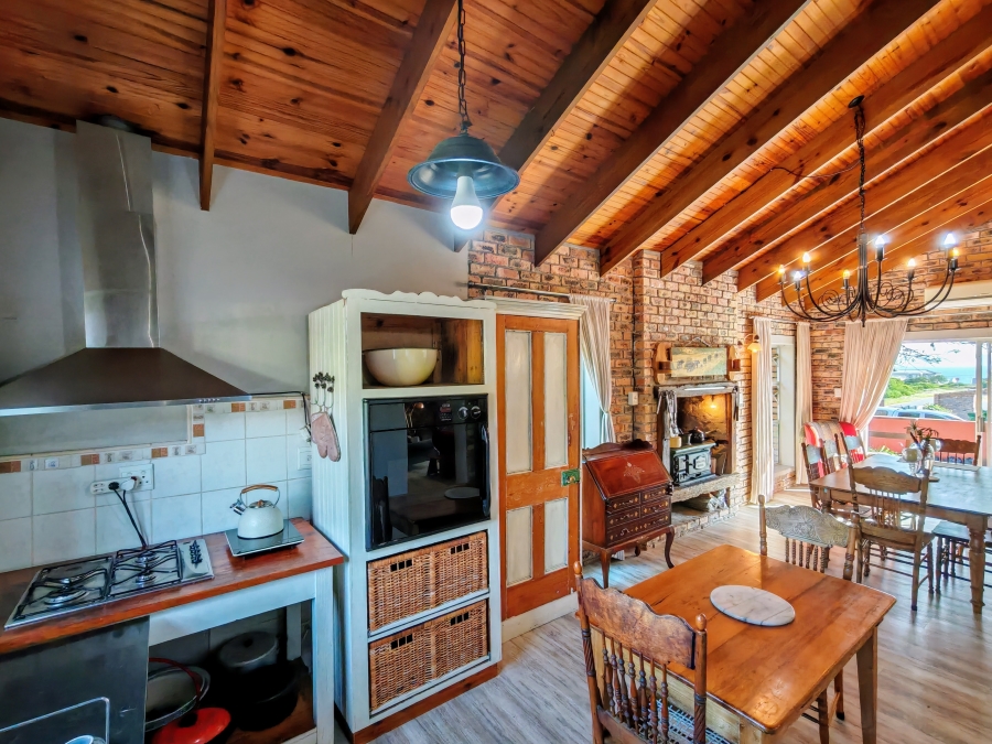 3 Bedroom Property for Sale in De Kelders Western Cape